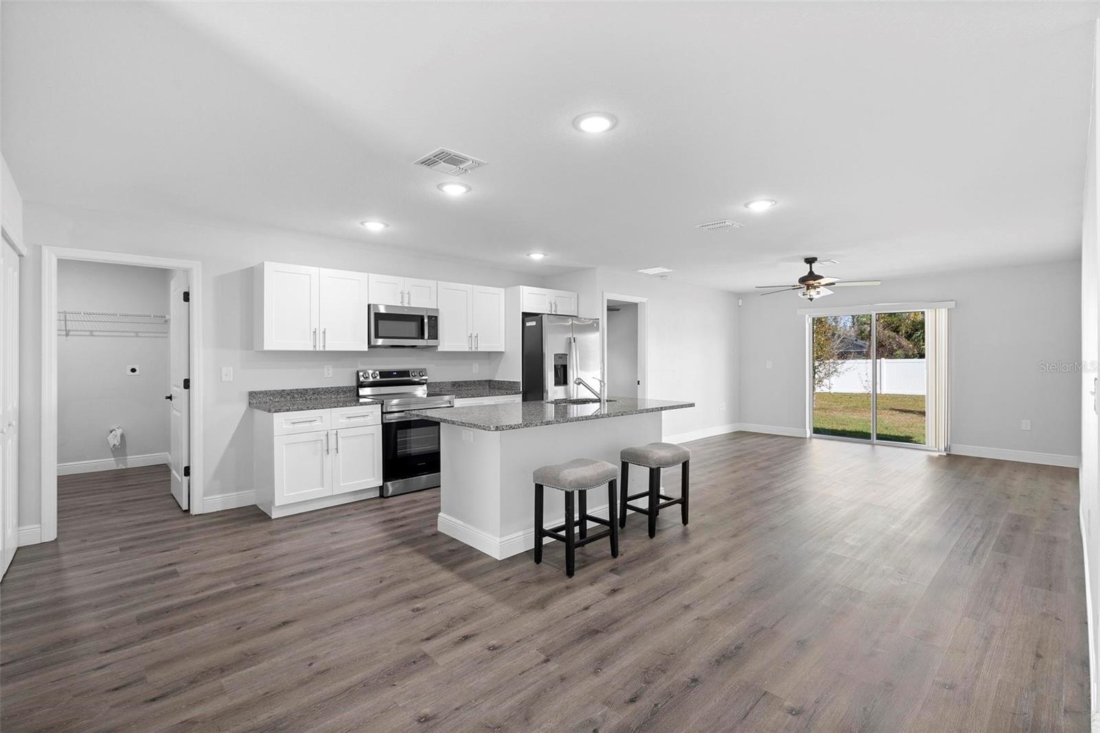 1925 1ST AVE, DELAND, FL, 32724