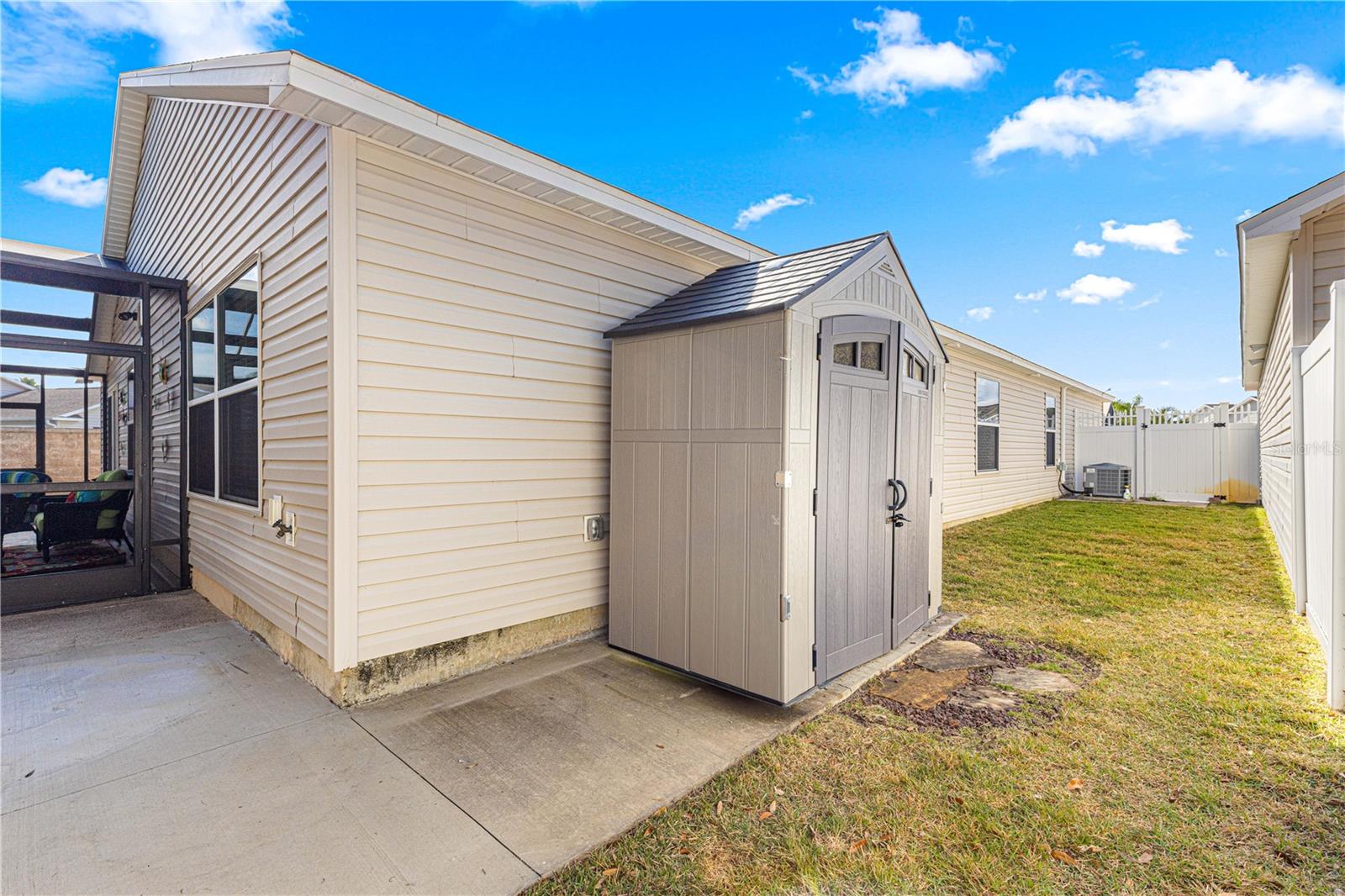 1941 YELLOW PINE PL, THE VILLAGES, FL, 32162