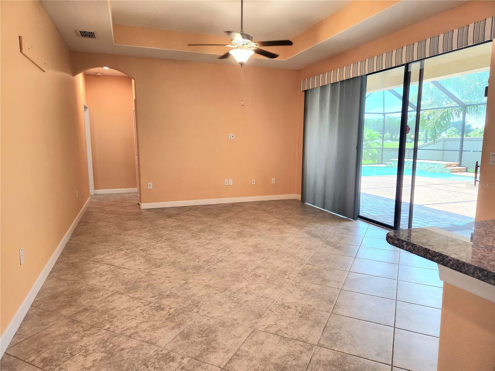 5011 JAGGED CLOUD DR, WIMAUMA, FL, 33598