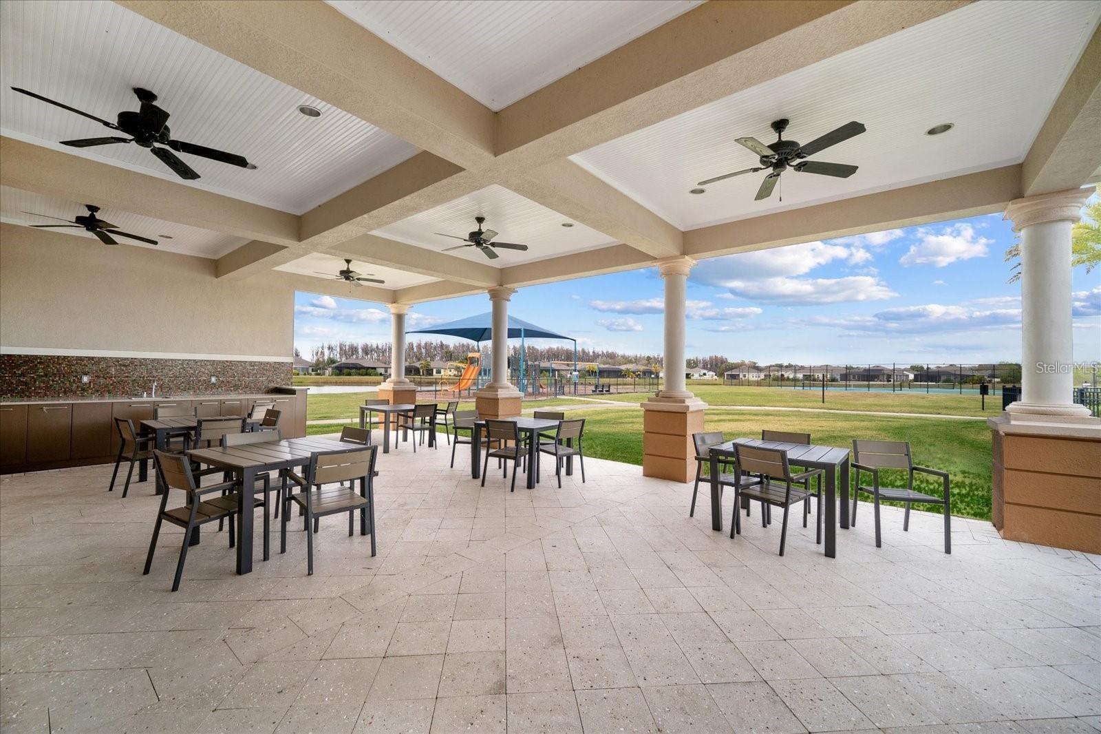 5011 JAGGED CLOUD DR, WIMAUMA, FL, 33598