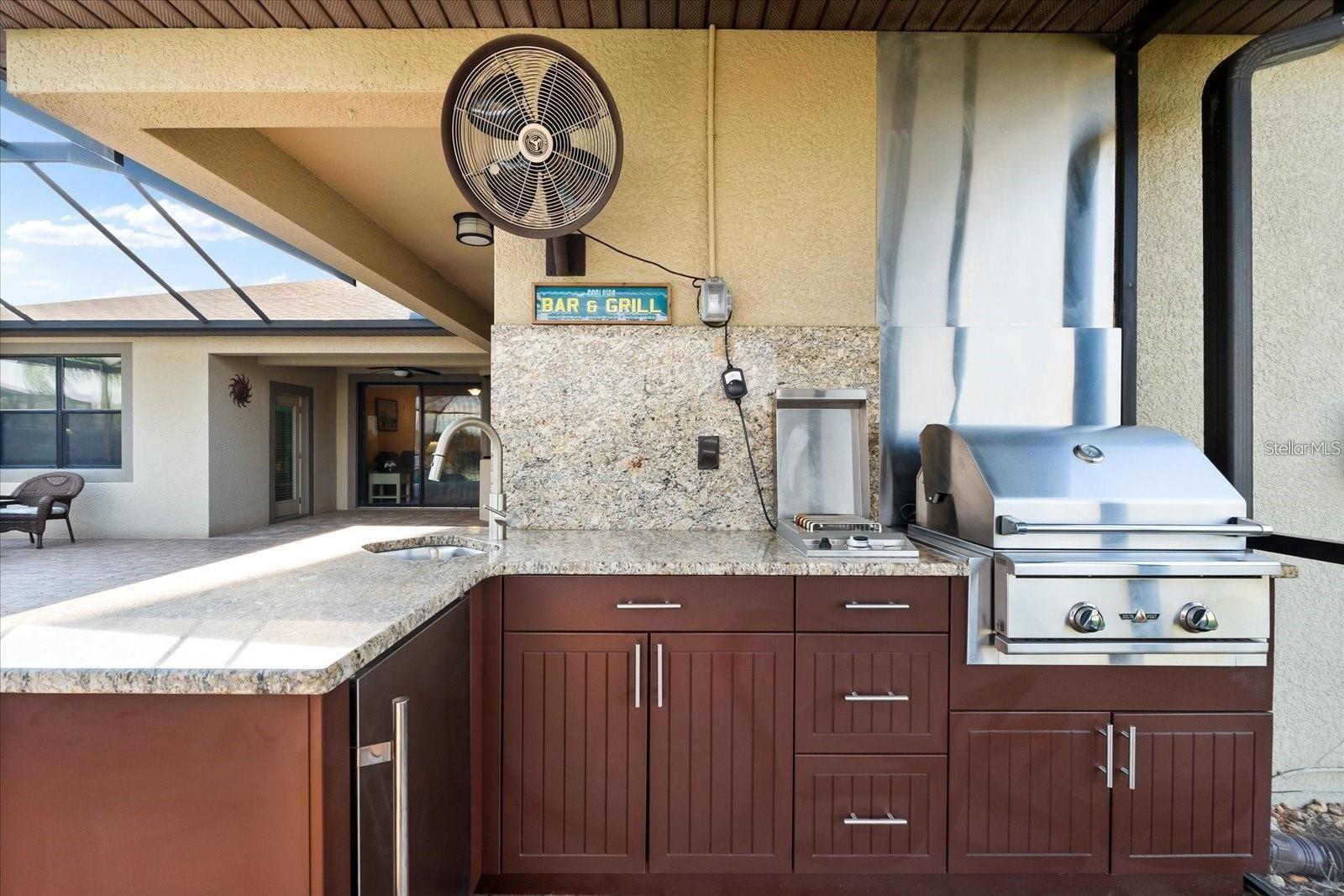 5011 JAGGED CLOUD DR, WIMAUMA, FL, 33598