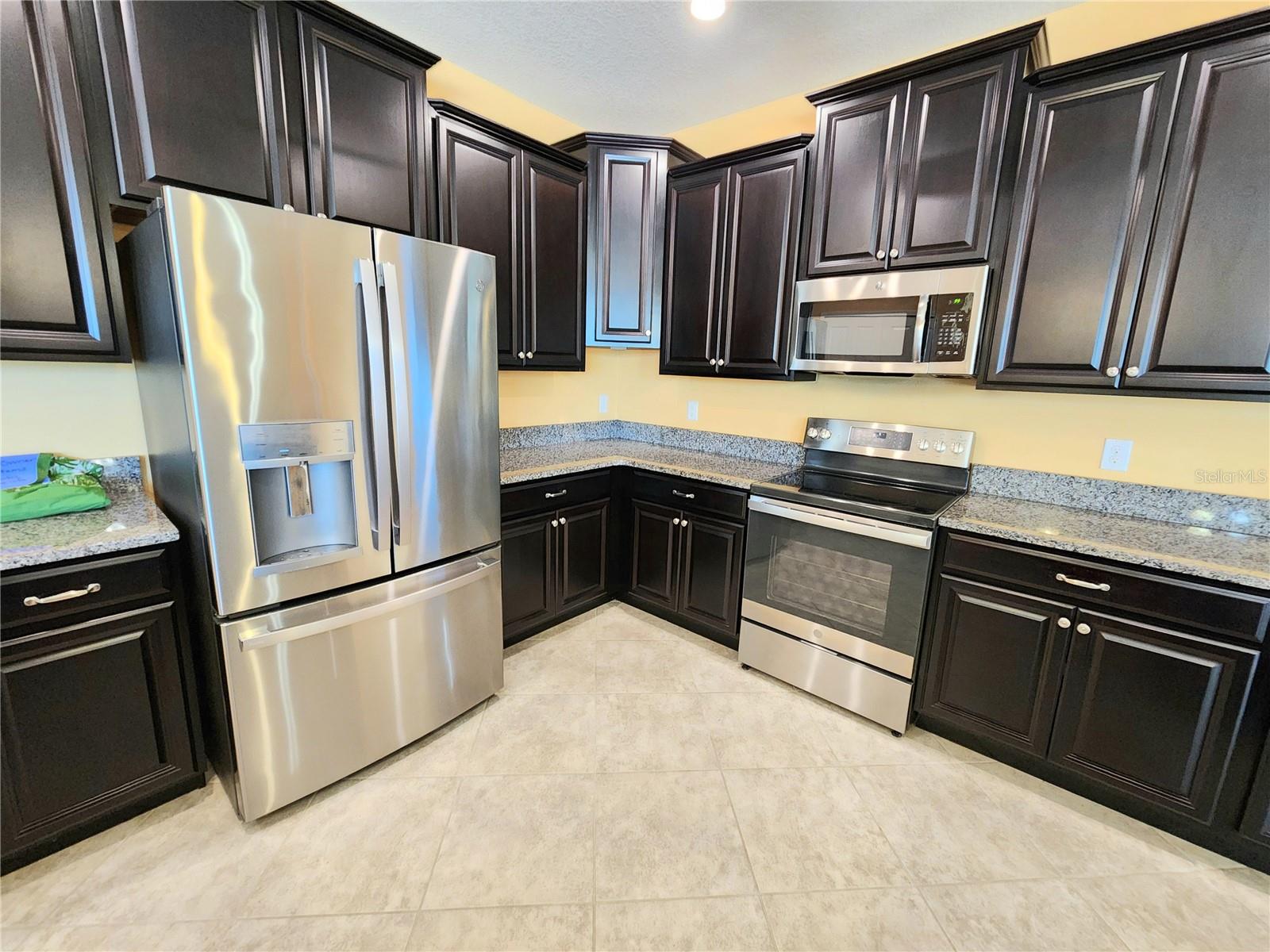 5011 JAGGED CLOUD DR, WIMAUMA, FL, 33598