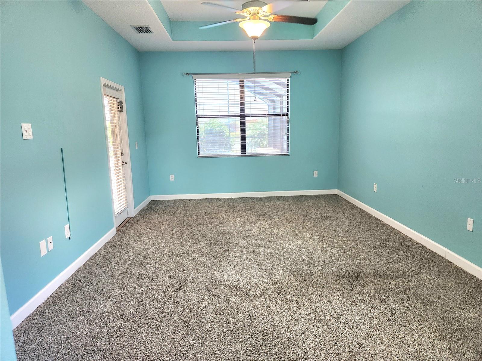 5011 JAGGED CLOUD DR, WIMAUMA, FL, 33598