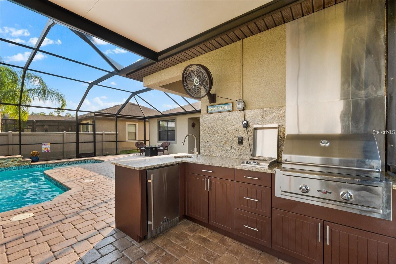 5011 JAGGED CLOUD DR, WIMAUMA, FL, 33598