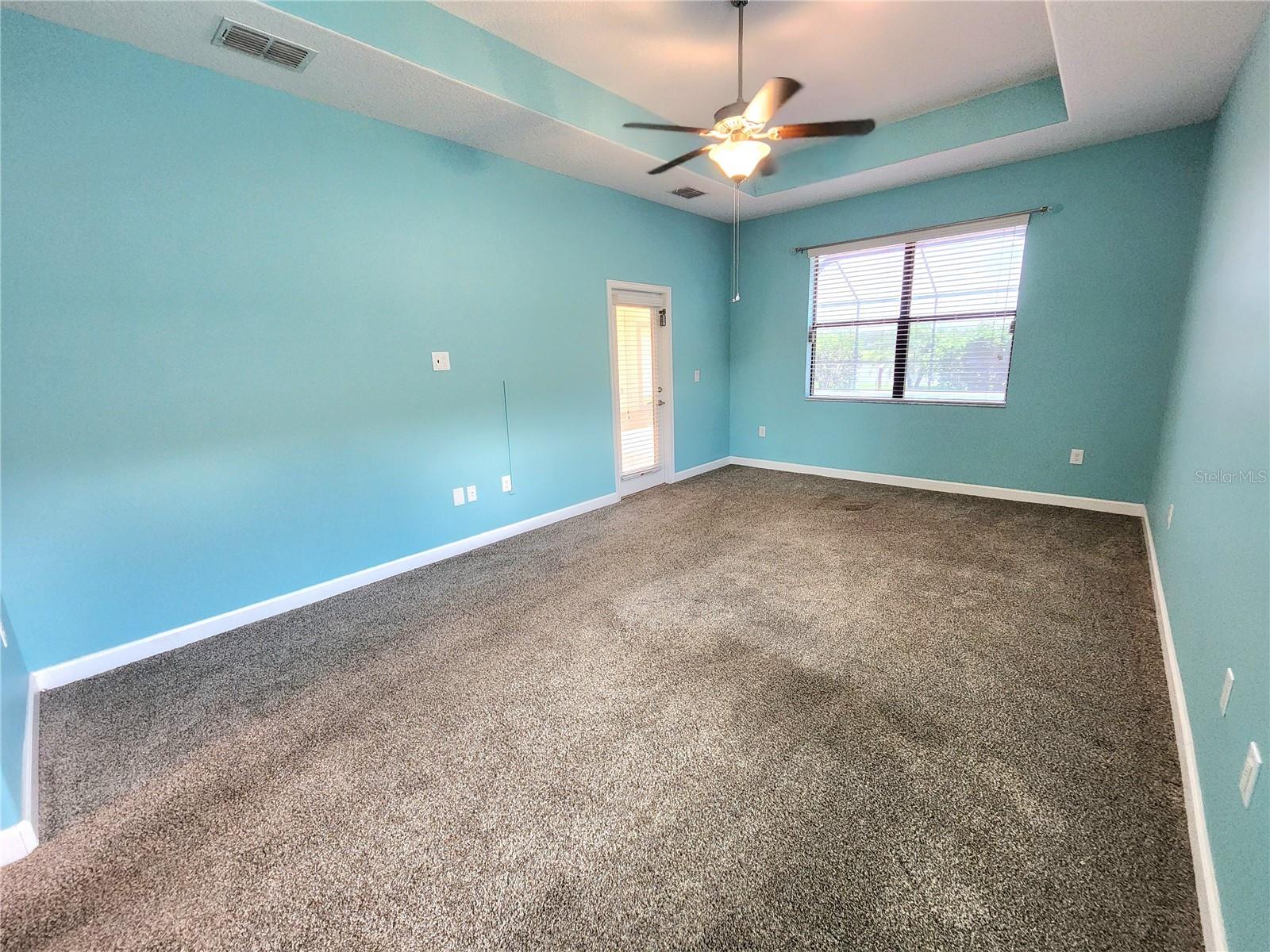 5011 JAGGED CLOUD DR, WIMAUMA, FL, 33598