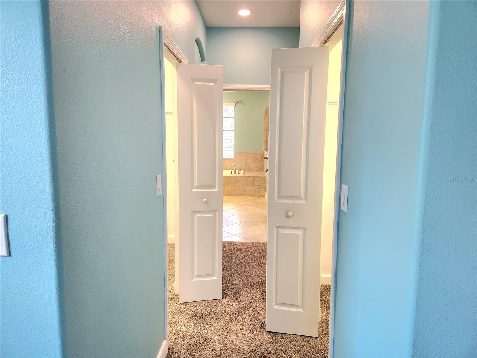 5011 JAGGED CLOUD DR, WIMAUMA, FL, 33598