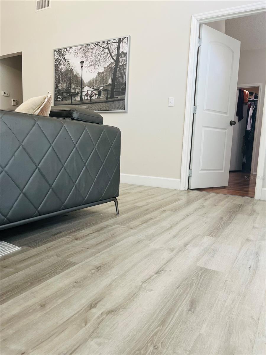 1216 WINDWARD DR, APOPKA, FL, 32703