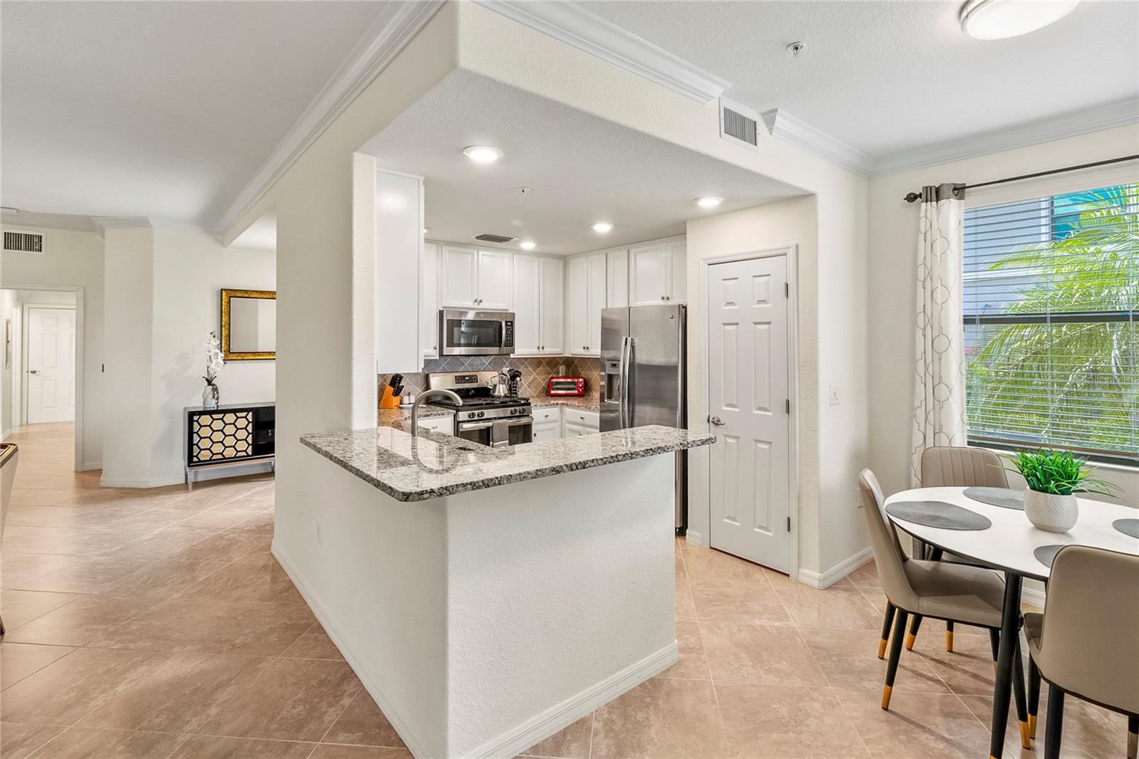 5806 WAKE FOREST RUN #101, BRADENTON, FL, 34211