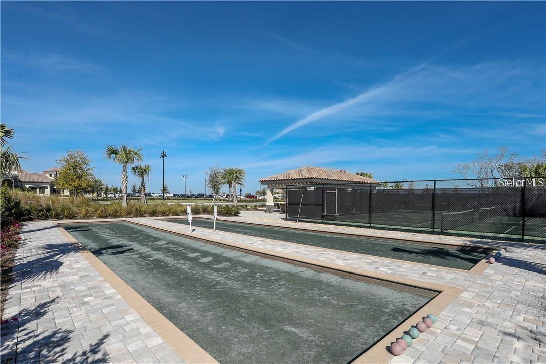 5806 WAKE FOREST RUN #101, BRADENTON, FL, 34211