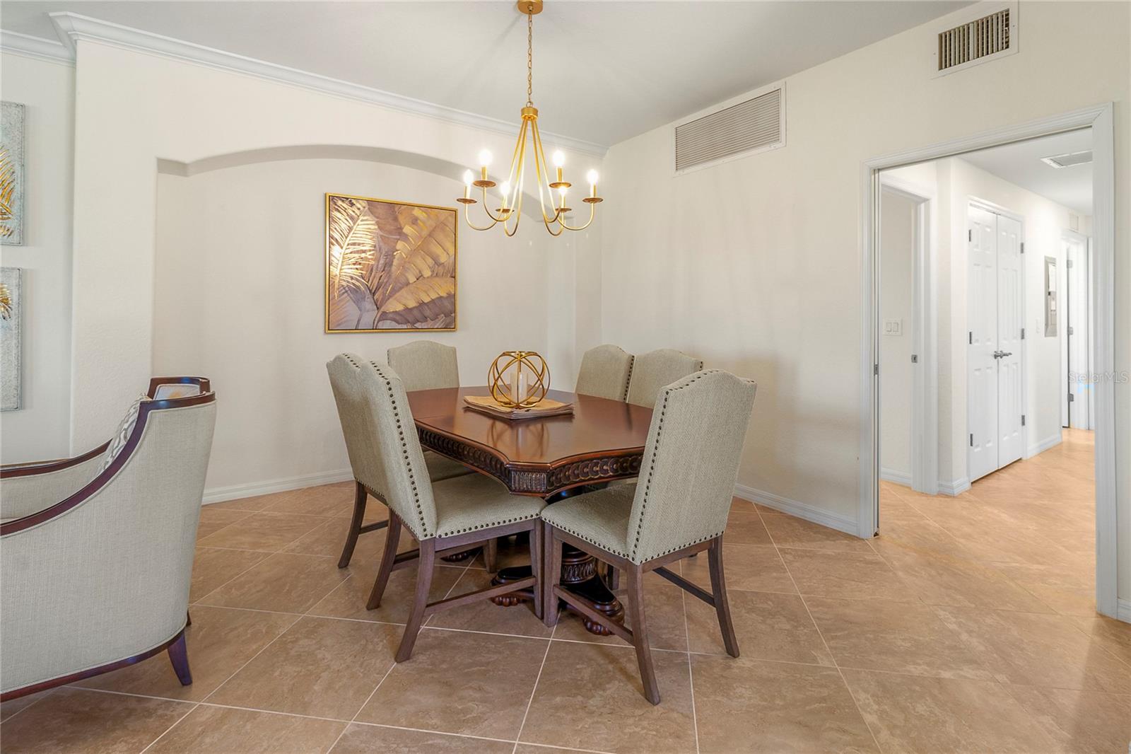 5806 WAKE FOREST RUN #101, BRADENTON, FL, 34211