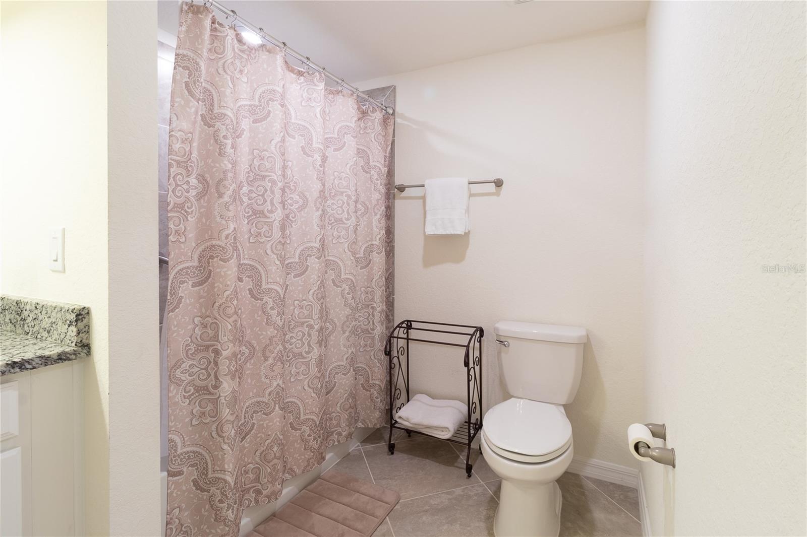 5806 WAKE FOREST RUN #101, BRADENTON, FL, 34211