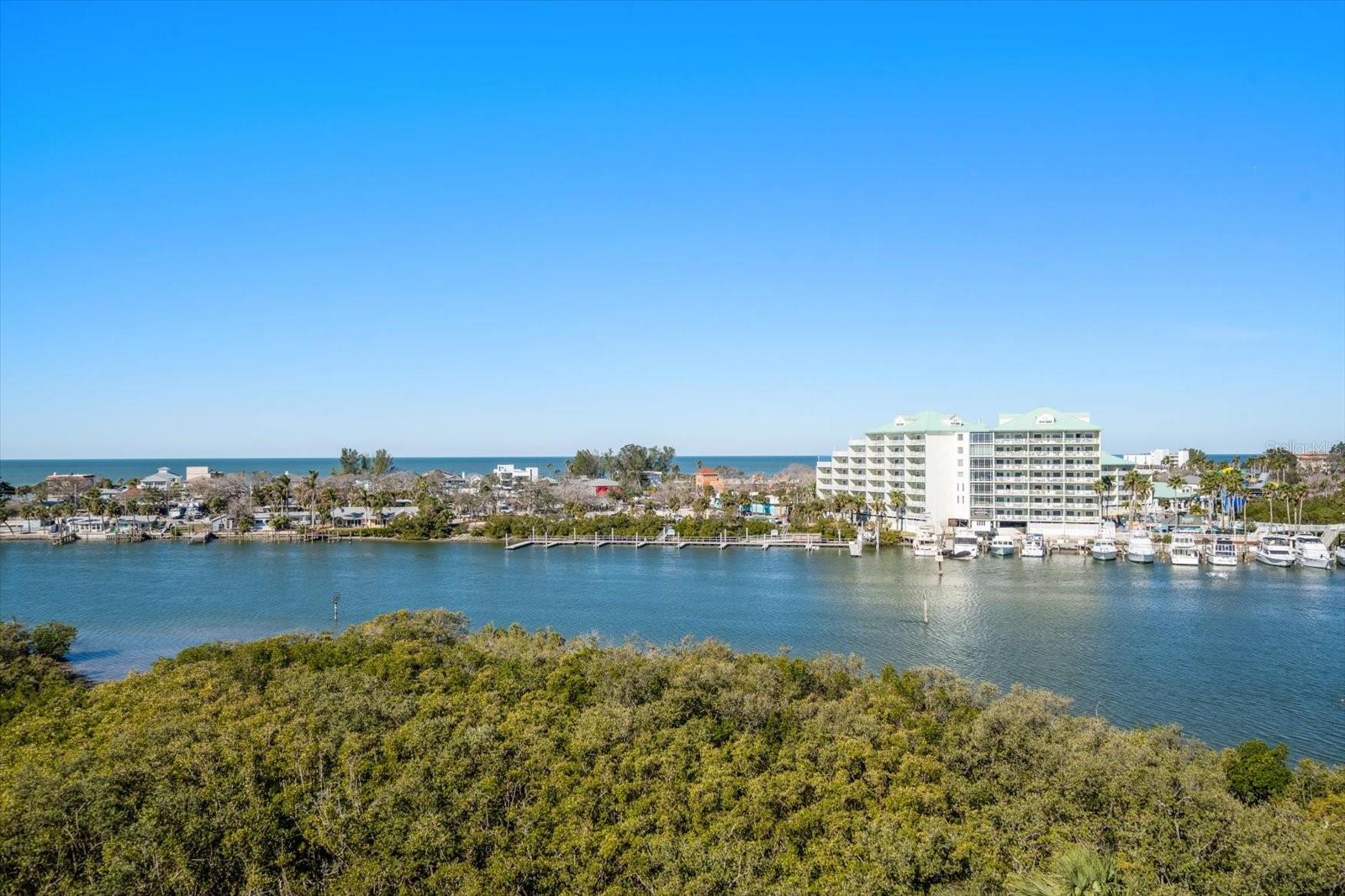 11730 SHIPWATCH DR #702, LARGO, FL, 33774