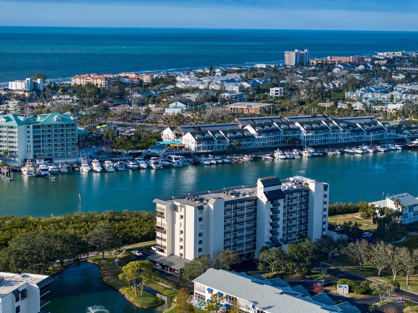 11730 SHIPWATCH DR #702, LARGO, FL, 33774