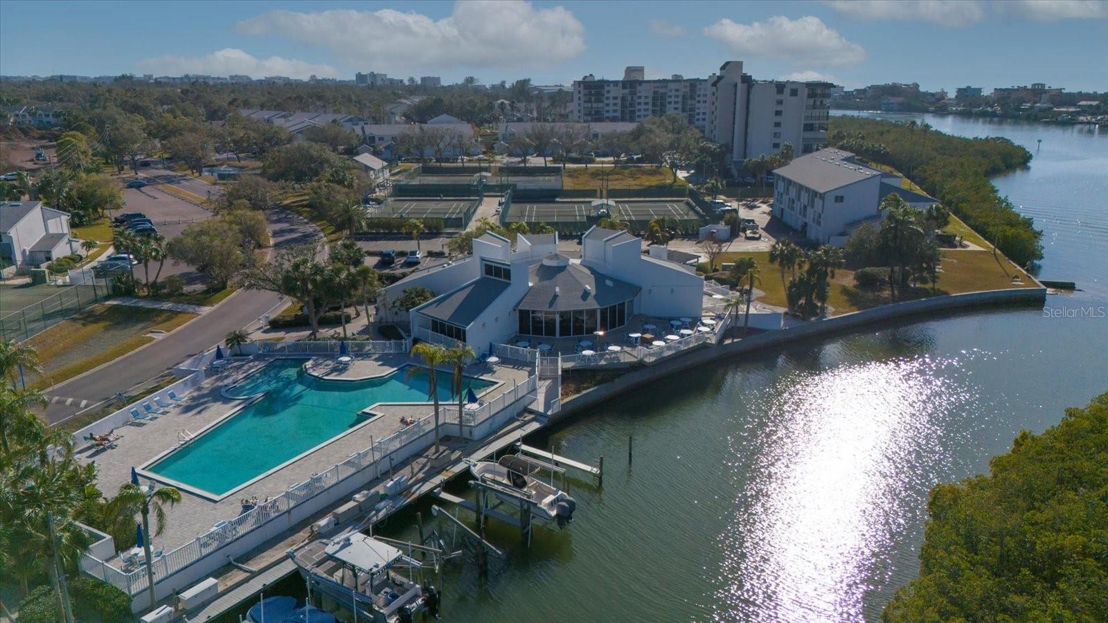 11730 SHIPWATCH DR #702, LARGO, FL, 33774