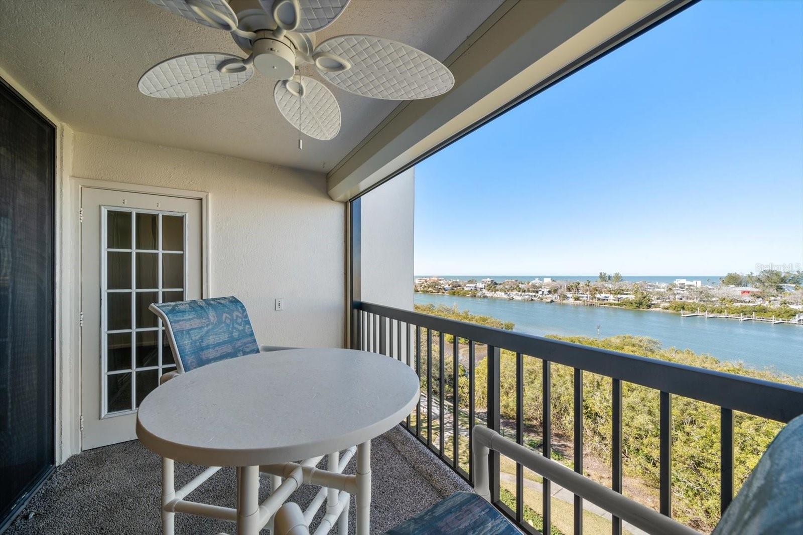 11730 SHIPWATCH DR #702, LARGO, FL, 33774