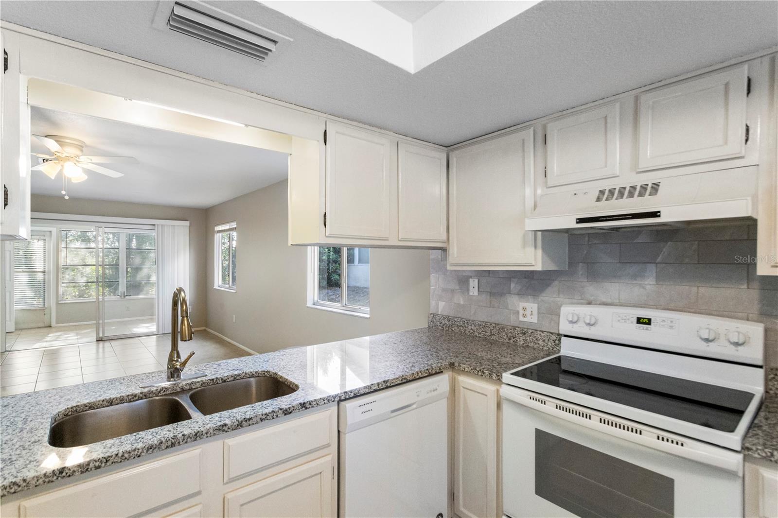 2948 BANCROFT CIR E #F, PALM HARBOR, FL, 34683