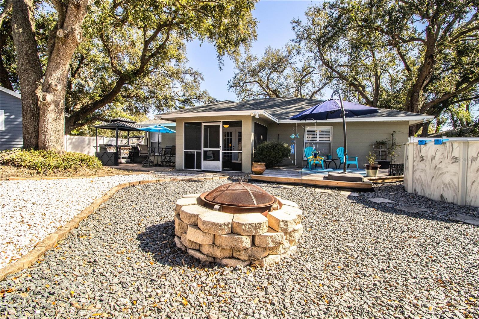 2227 HOWARD WEST AVE, WINTER HAVEN, FL, 33880