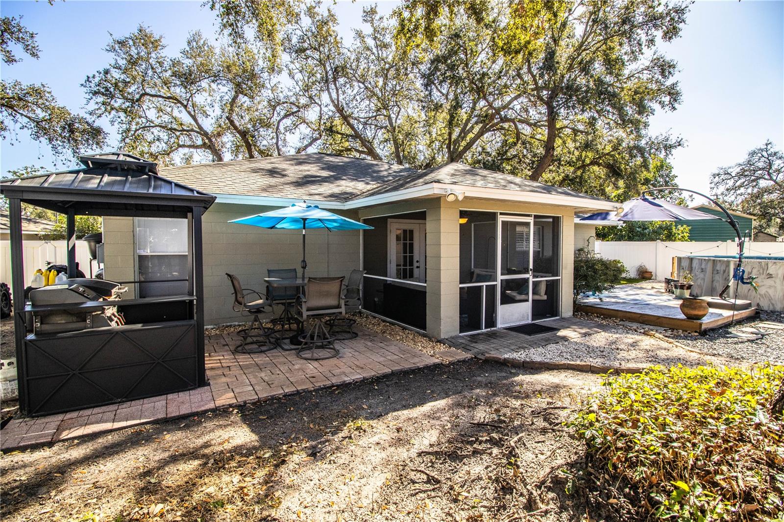 2227 HOWARD WEST AVE, WINTER HAVEN, FL, 33880