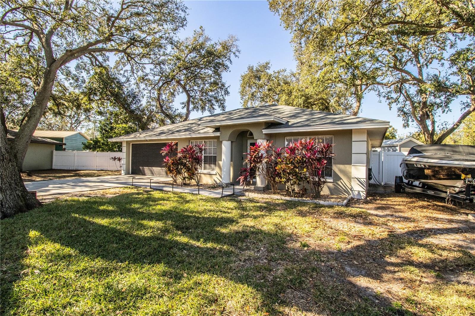 2227 HOWARD WEST AVE, WINTER HAVEN, FL, 33880