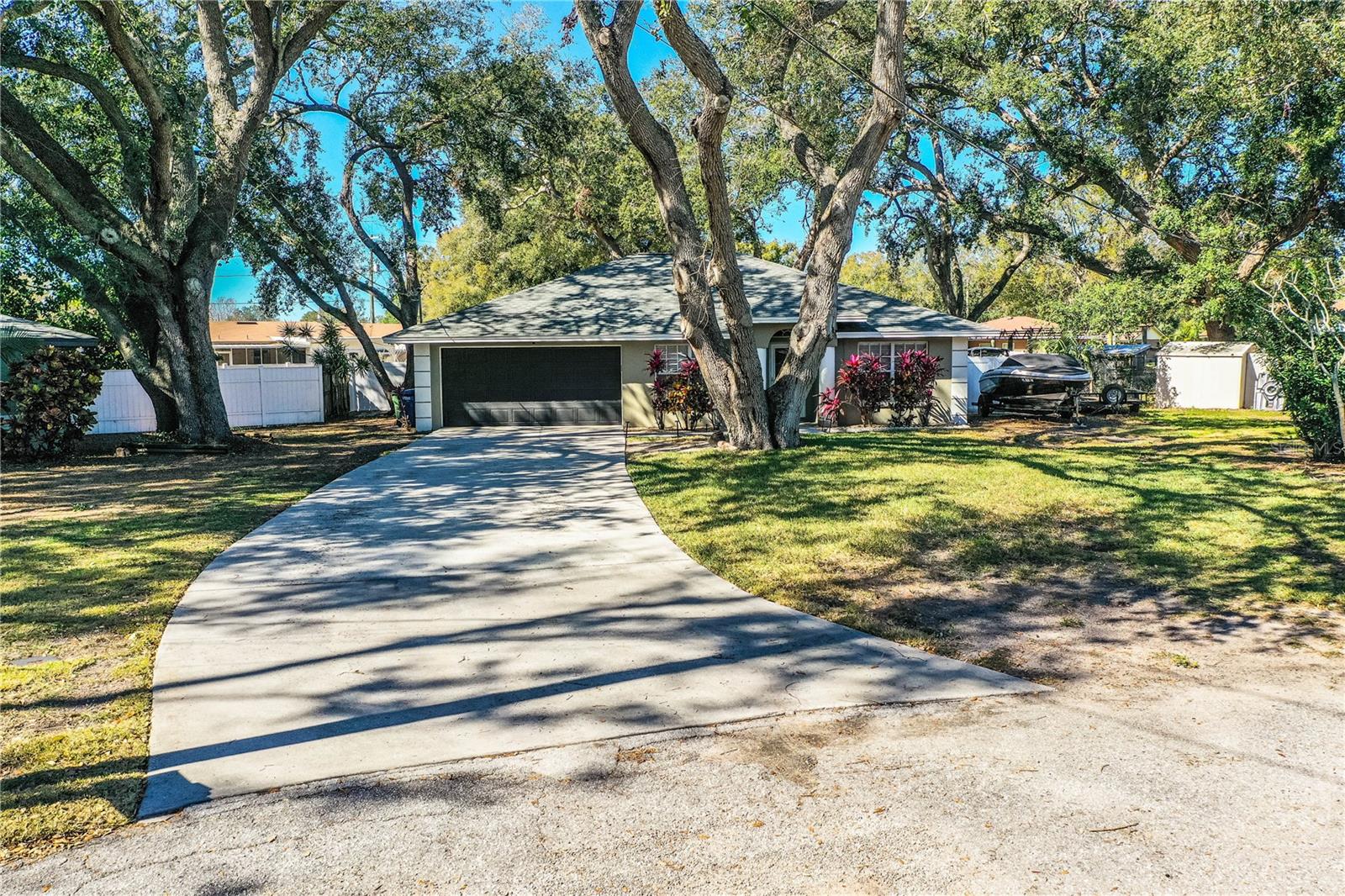 2227 HOWARD WEST AVE, WINTER HAVEN, FL, 33880