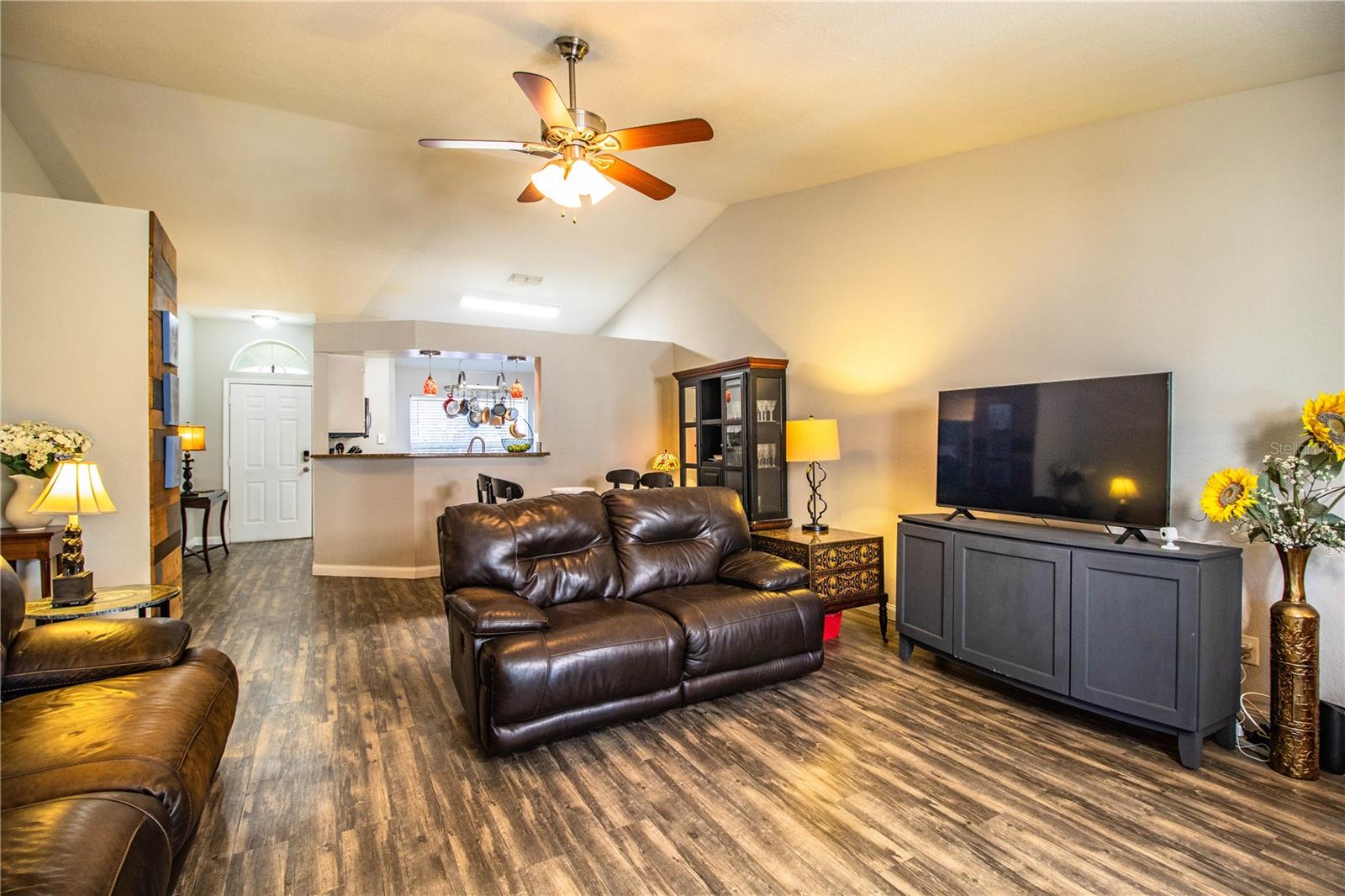 2227 HOWARD WEST AVE, WINTER HAVEN, FL, 33880