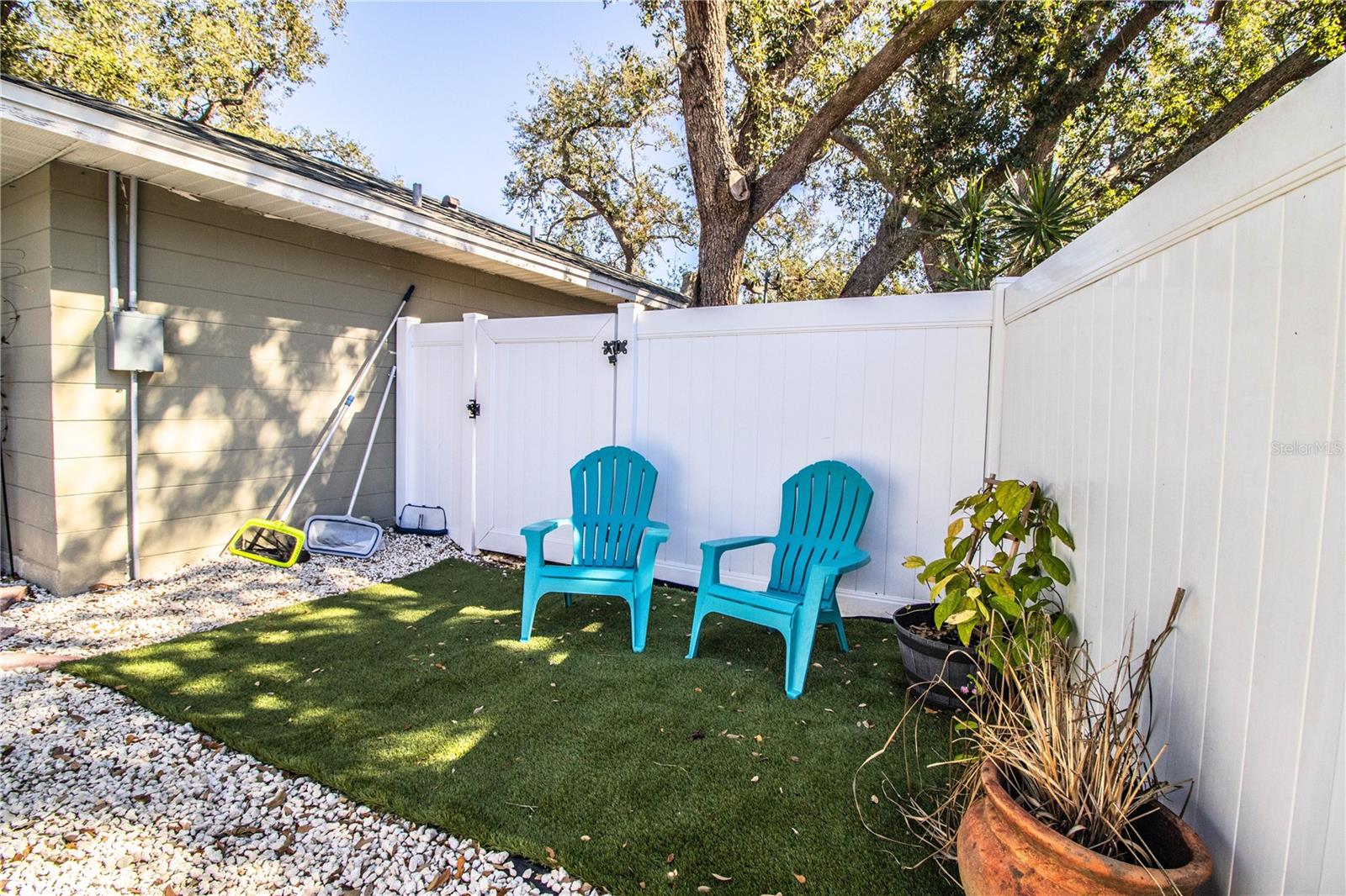 2227 HOWARD WEST AVE, WINTER HAVEN, FL, 33880