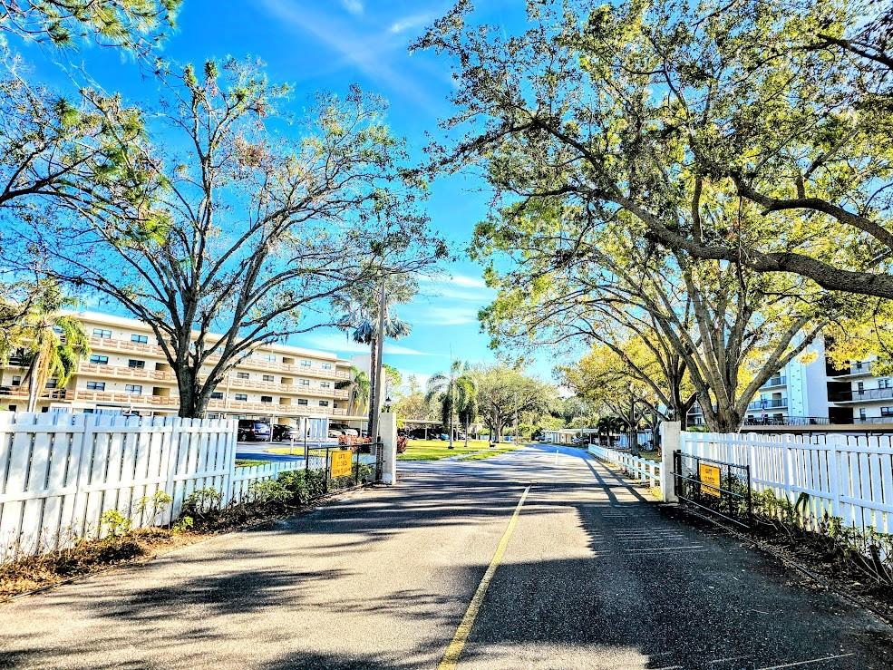 6188 80TH ST N #402, ST PETERSBURG, FL, 33709