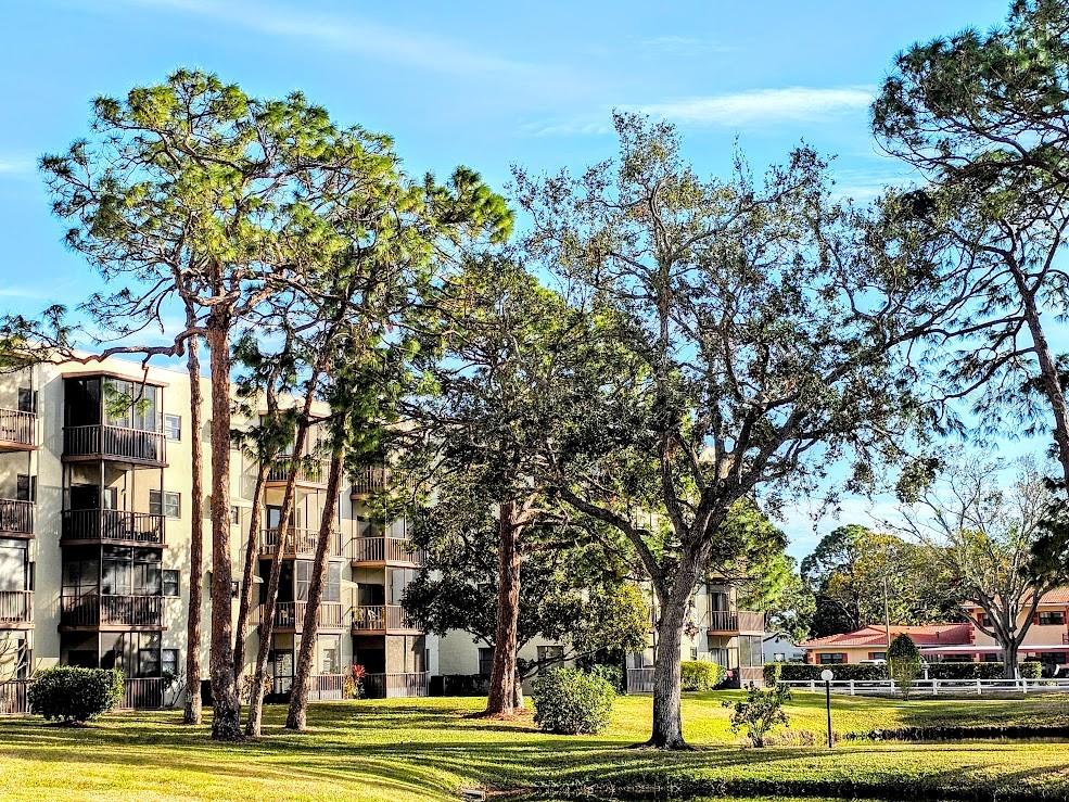 6188 80TH ST N #402, ST PETERSBURG, FL, 33709