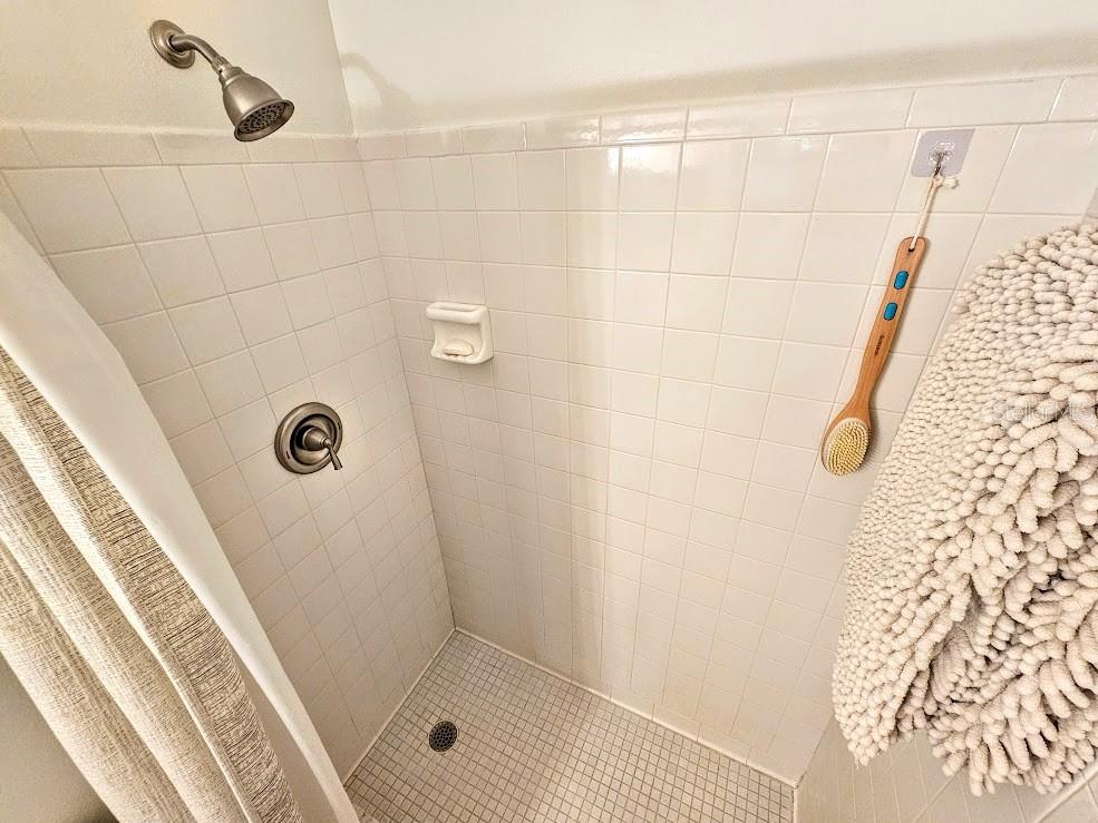 6188 80TH ST N #402, ST PETERSBURG, FL, 33709