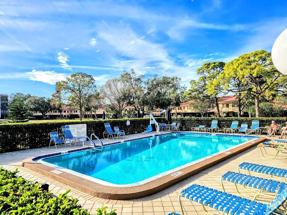 6188 80TH ST N #402, ST PETERSBURG, FL, 33709