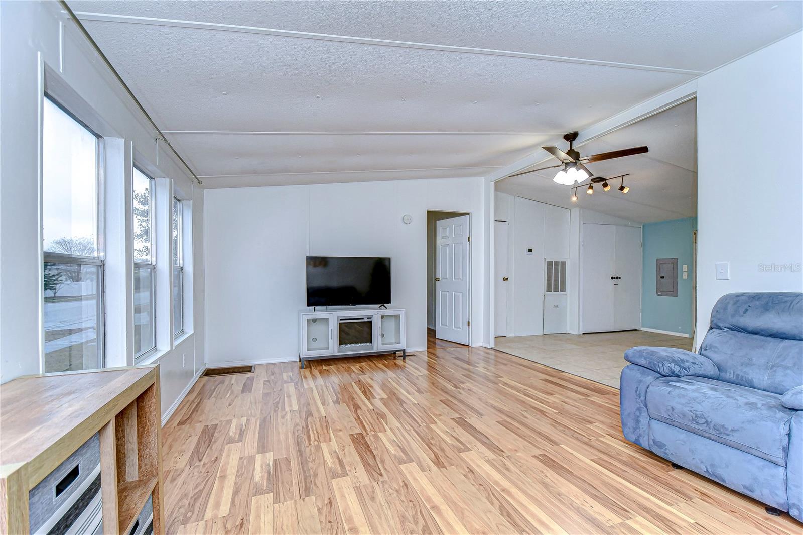 33933 TERRACE BLVD, WESLEY CHAPEL, FL, 33543