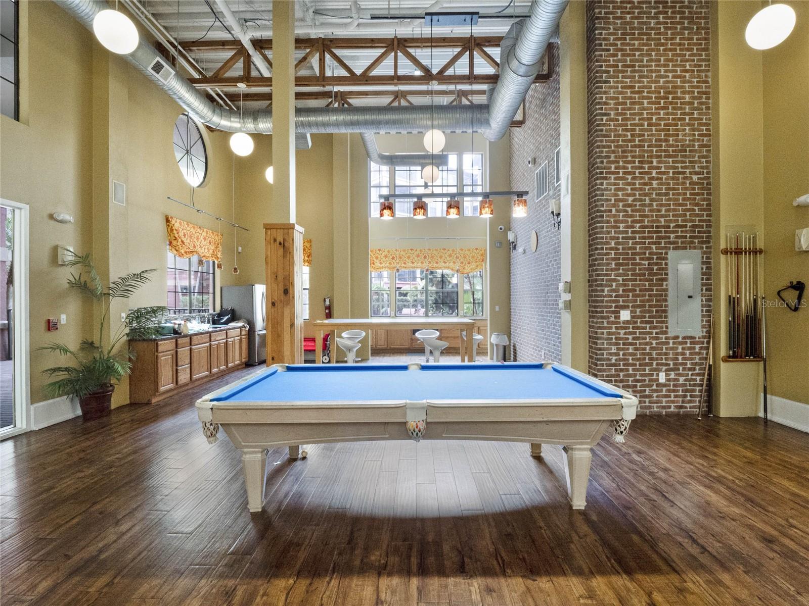 911 N ORANGE AVE #309, ORLANDO, FL, 32801