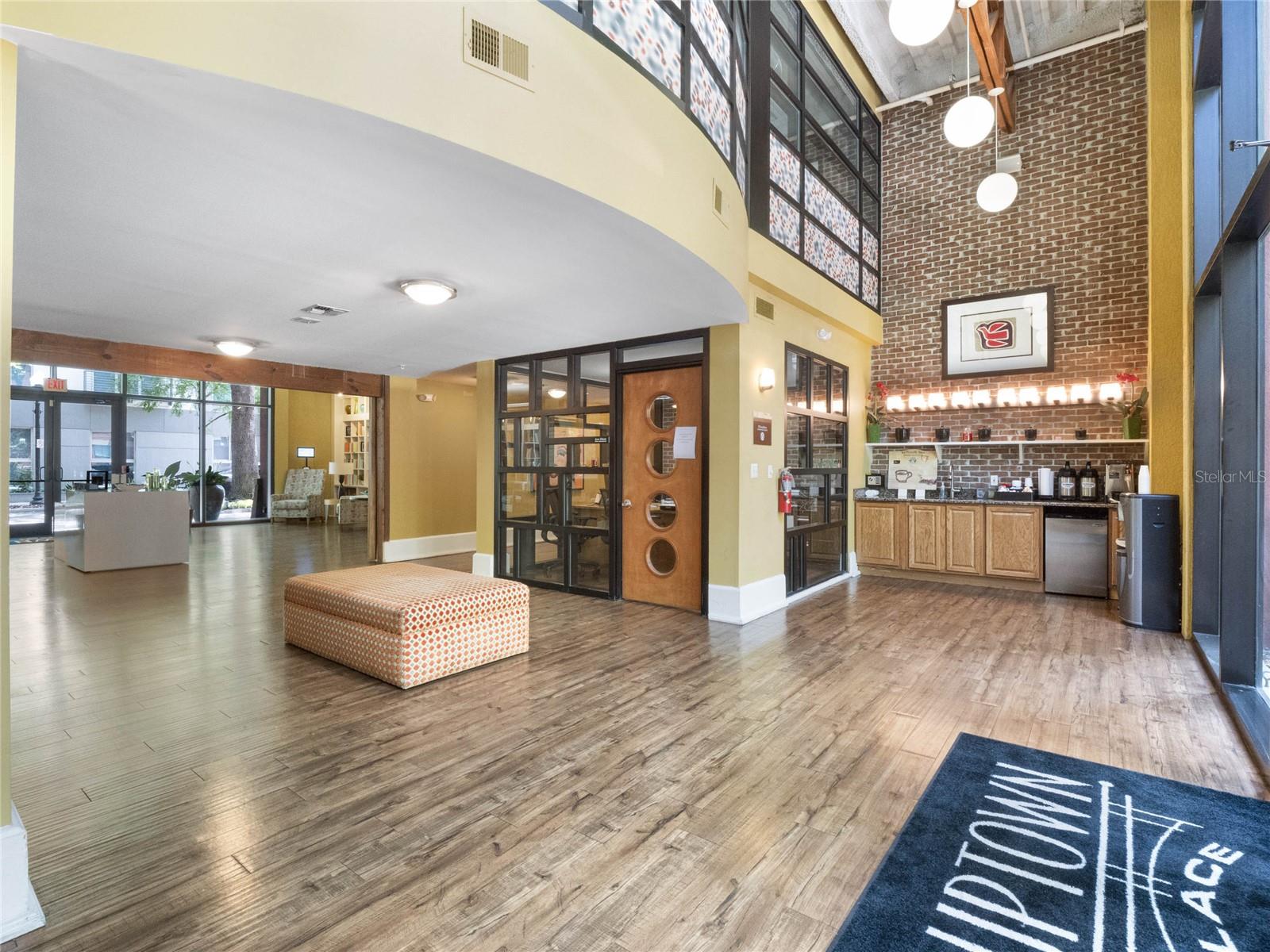 911 N ORANGE AVE #309, ORLANDO, FL, 32801