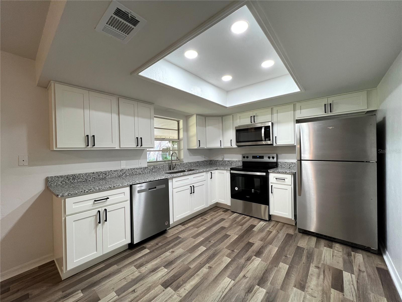 2709 QUEEN PALM DR, EDGEWATER, FL, 32141