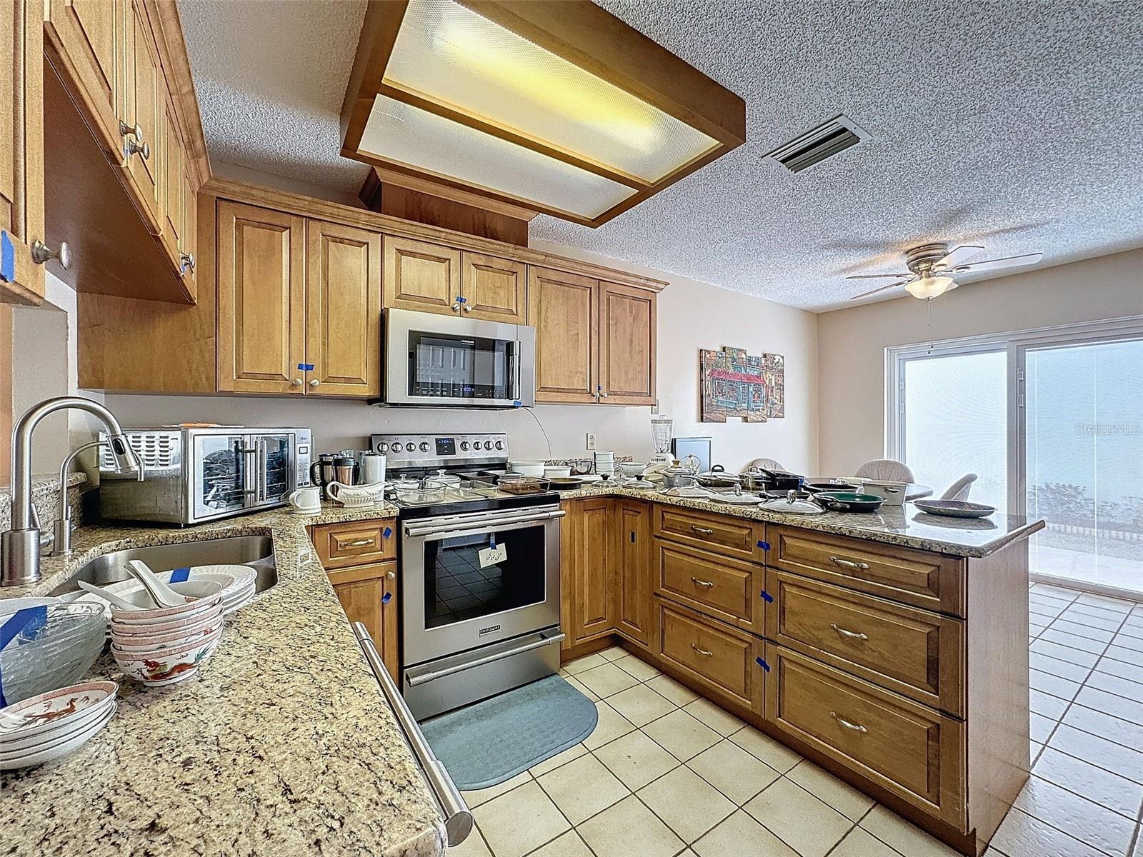 11729 WHITE ASH DR, NEW PORT RICHEY, FL, 34654