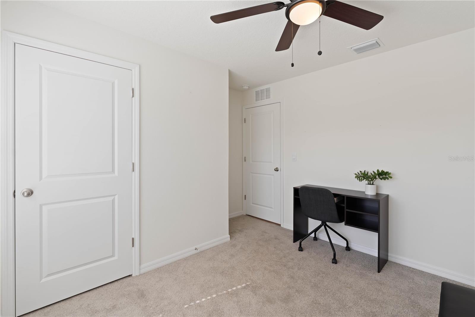 5462 LOGAN CAVE AVE, WIMAUMA, FL, 33598