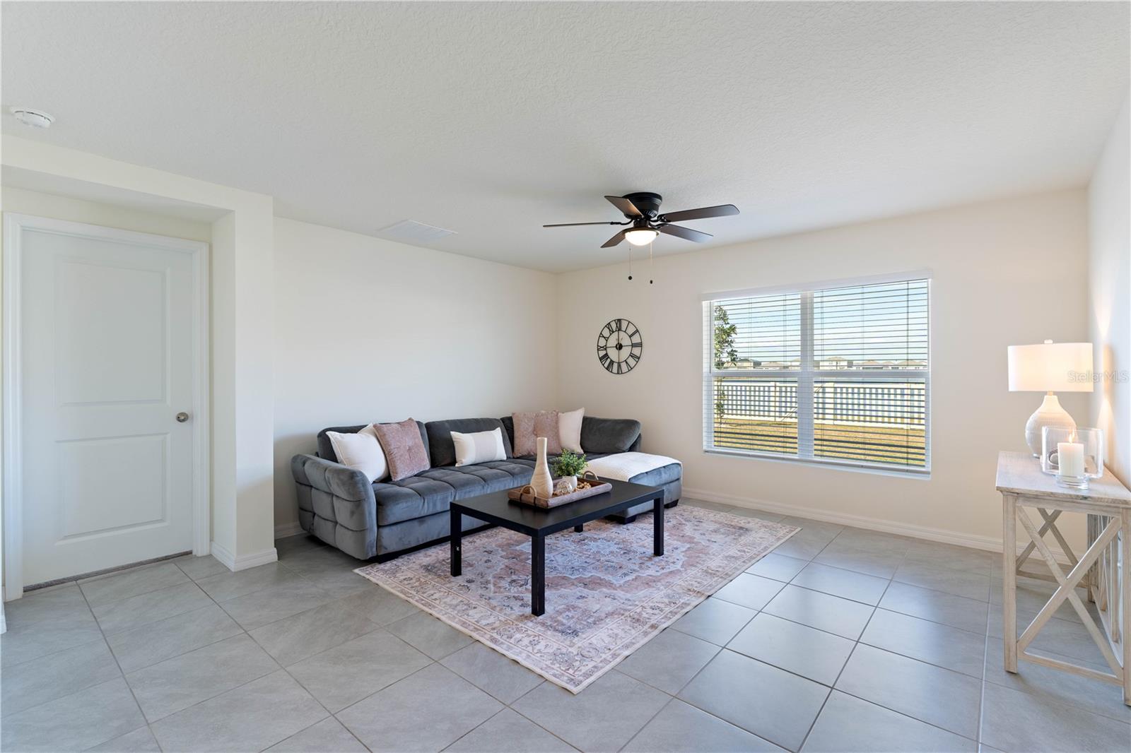 5462 LOGAN CAVE AVE, WIMAUMA, FL, 33598