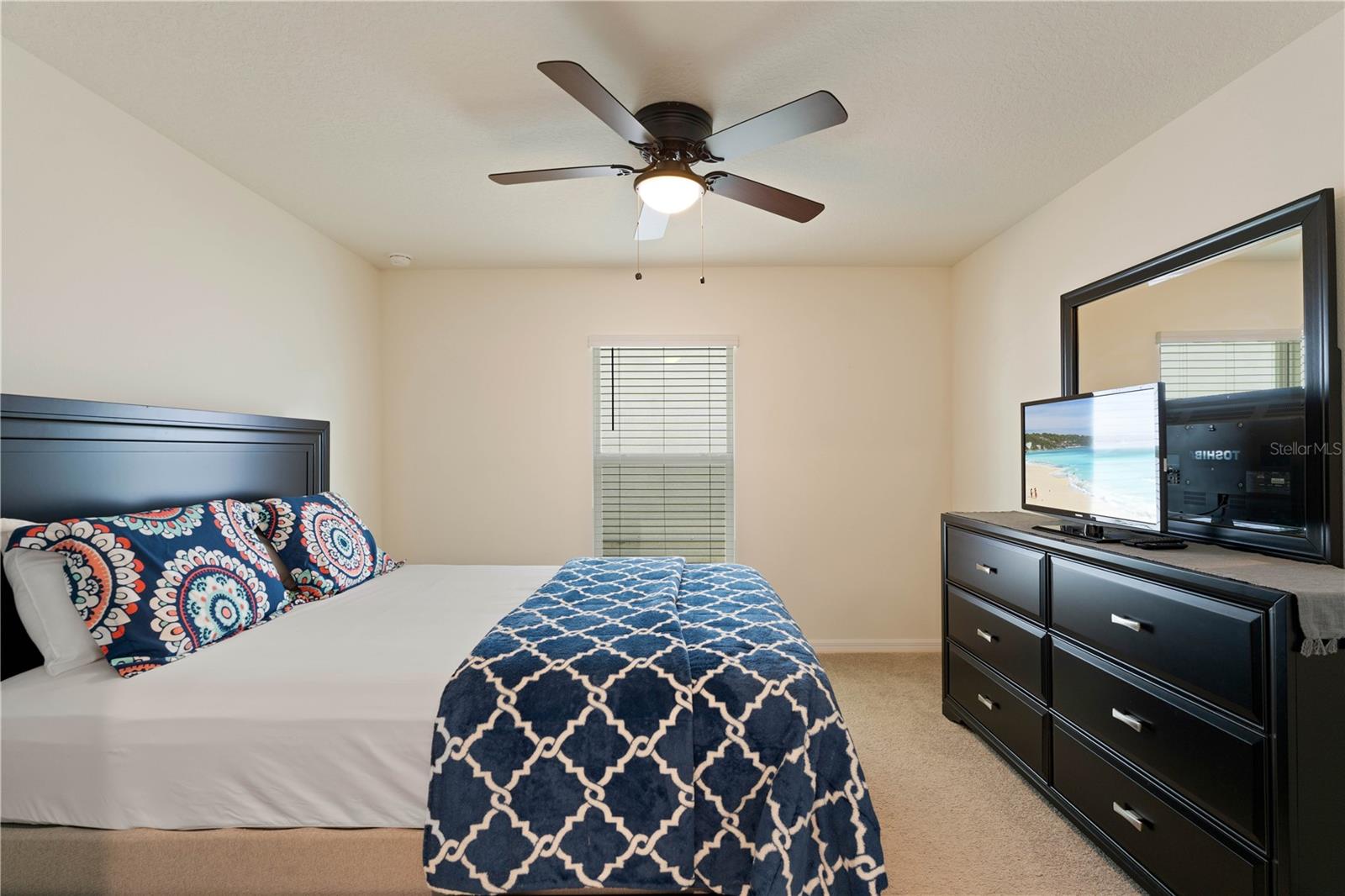 5462 LOGAN CAVE AVE, WIMAUMA, FL, 33598