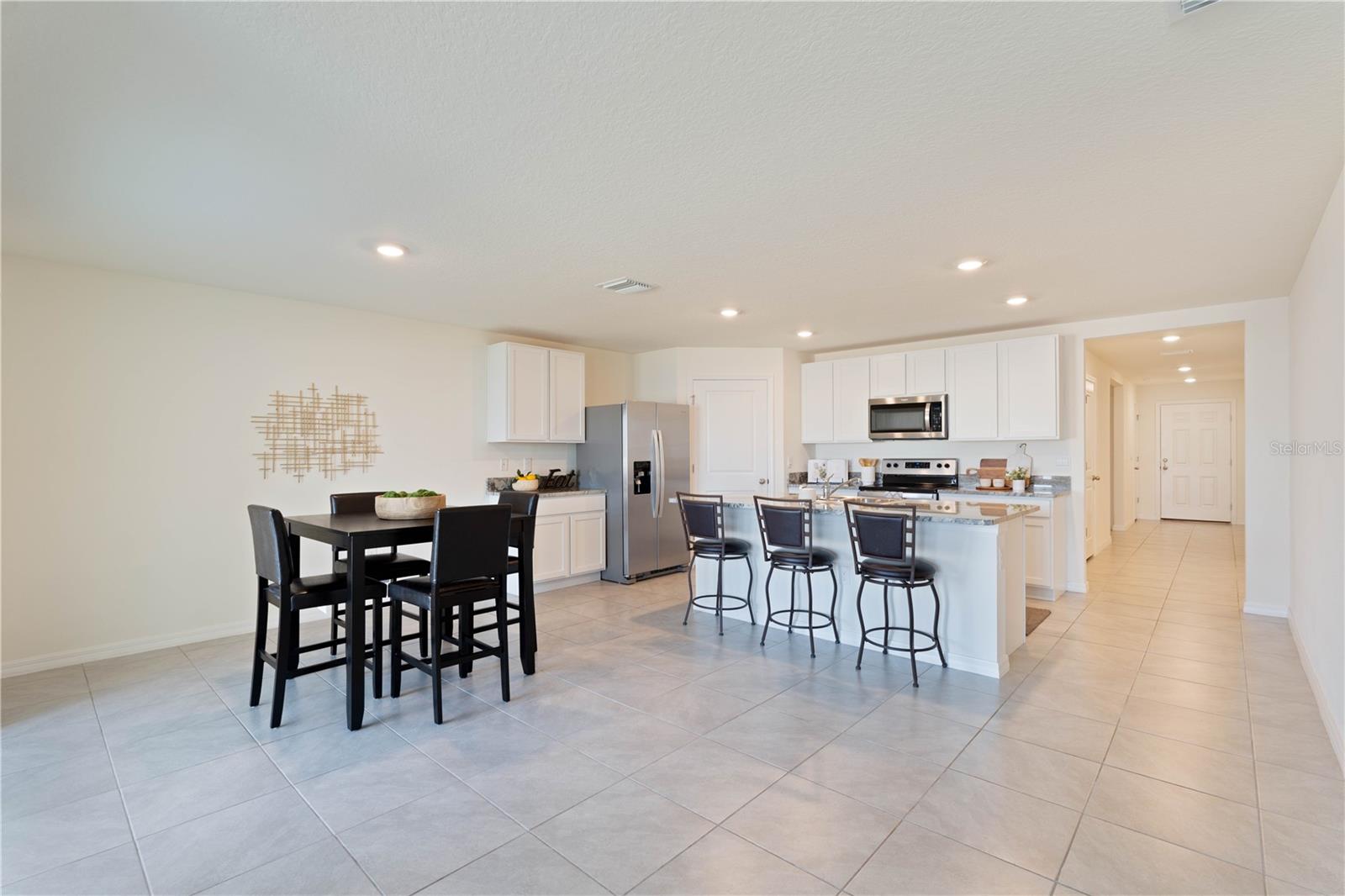 5462 LOGAN CAVE AVE, WIMAUMA, FL, 33598