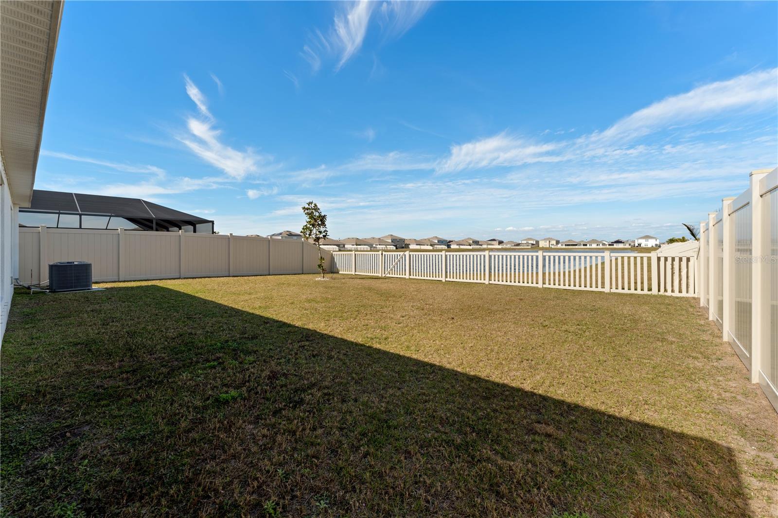 5462 LOGAN CAVE AVE, WIMAUMA, FL, 33598