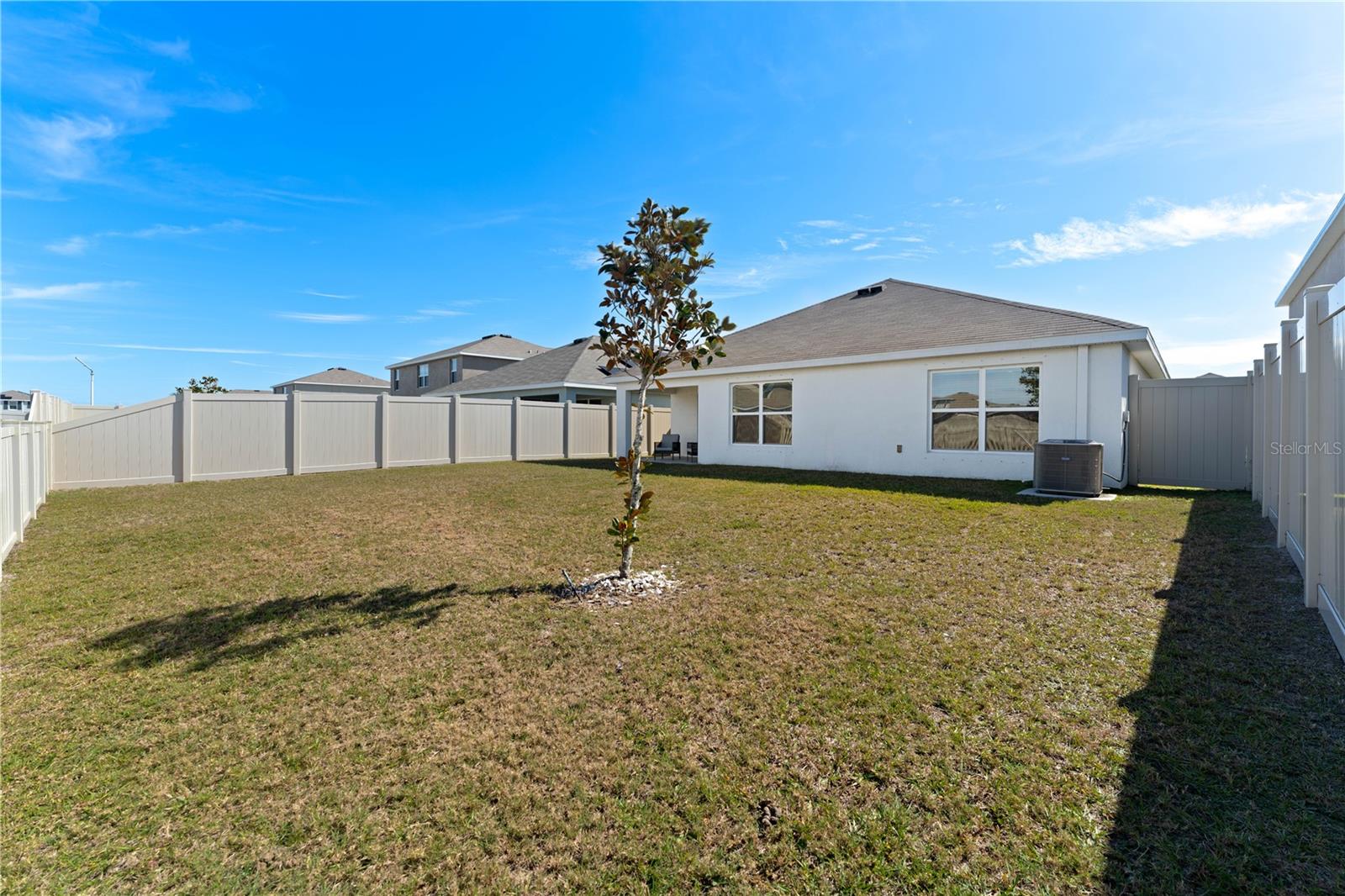 5462 LOGAN CAVE AVE, WIMAUMA, FL, 33598