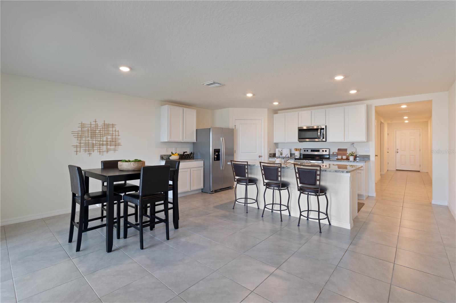 5462 LOGAN CAVE AVE, WIMAUMA, FL, 33598