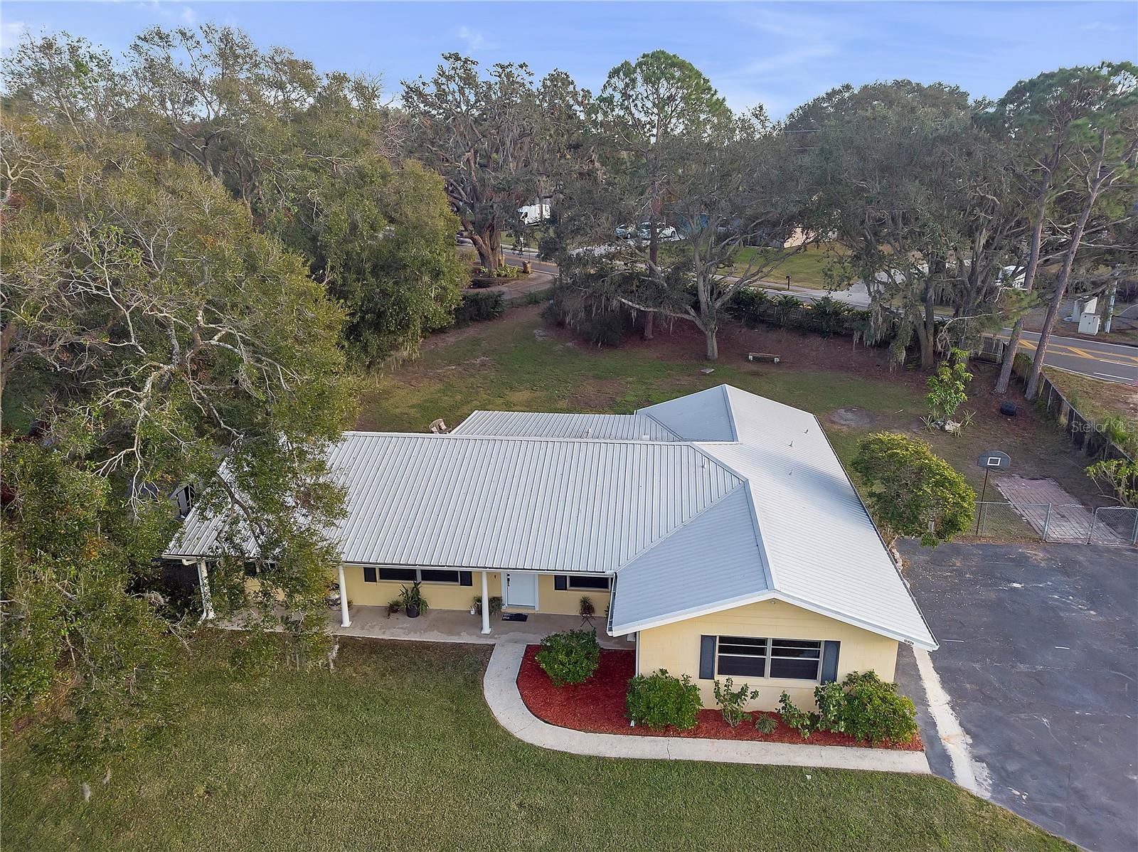 10406 LAKESHORE DR, CLERMONT, FL, 34711