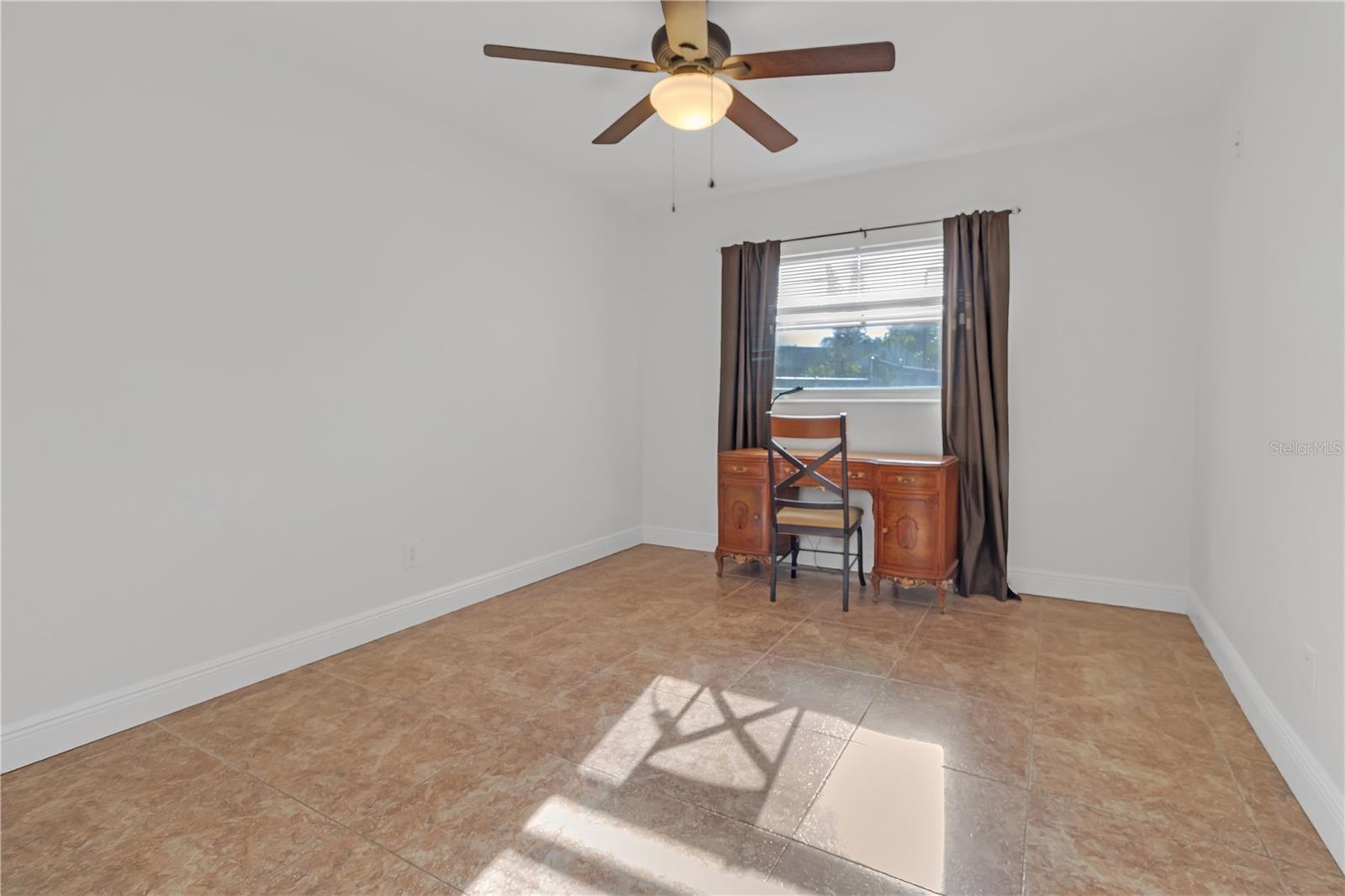 10406 LAKESHORE DR, CLERMONT, FL, 34711