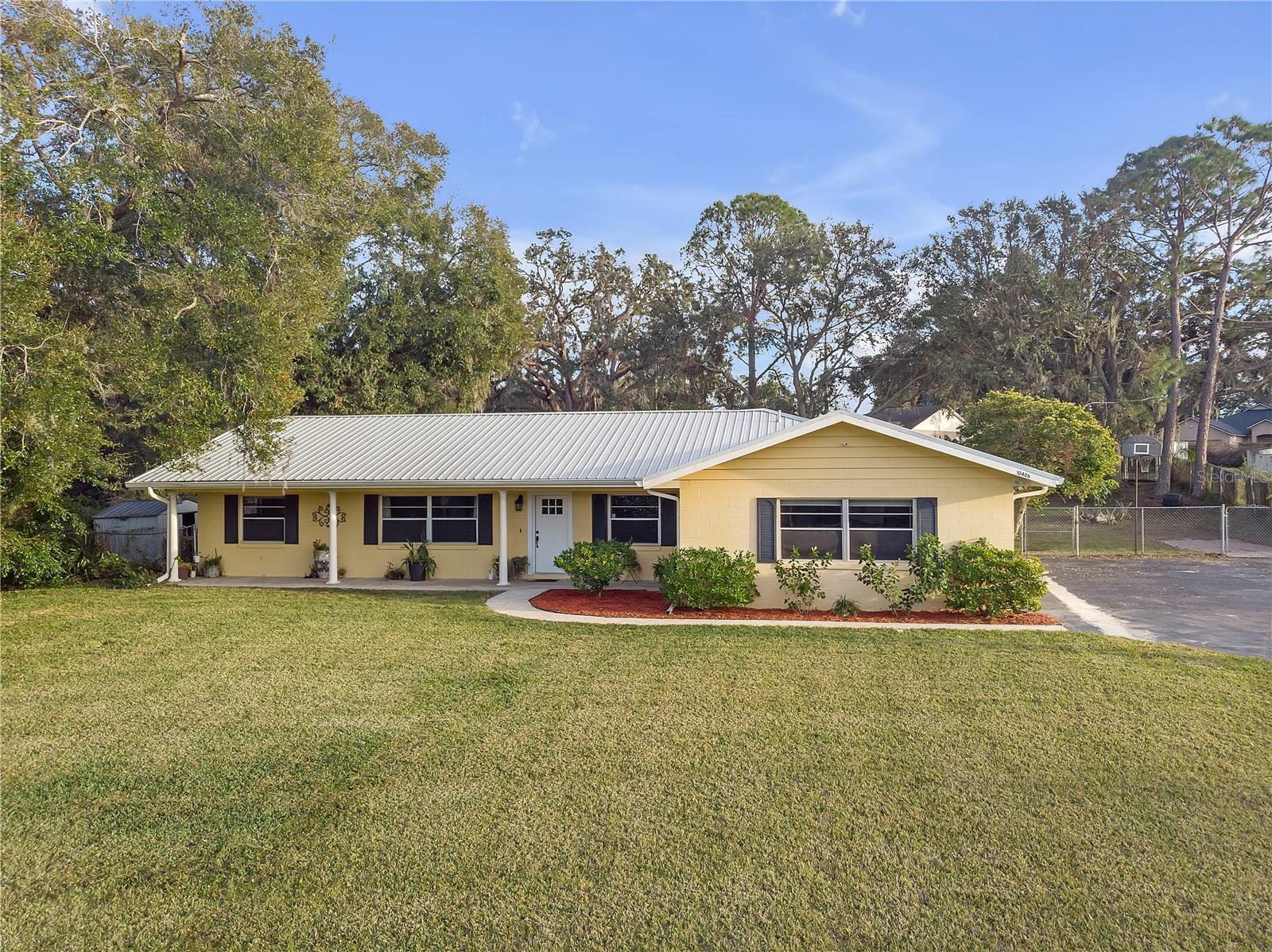 10406 LAKESHORE DR, CLERMONT, FL, 34711