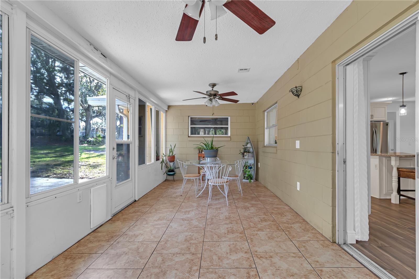 10406 LAKESHORE DR, CLERMONT, FL, 34711