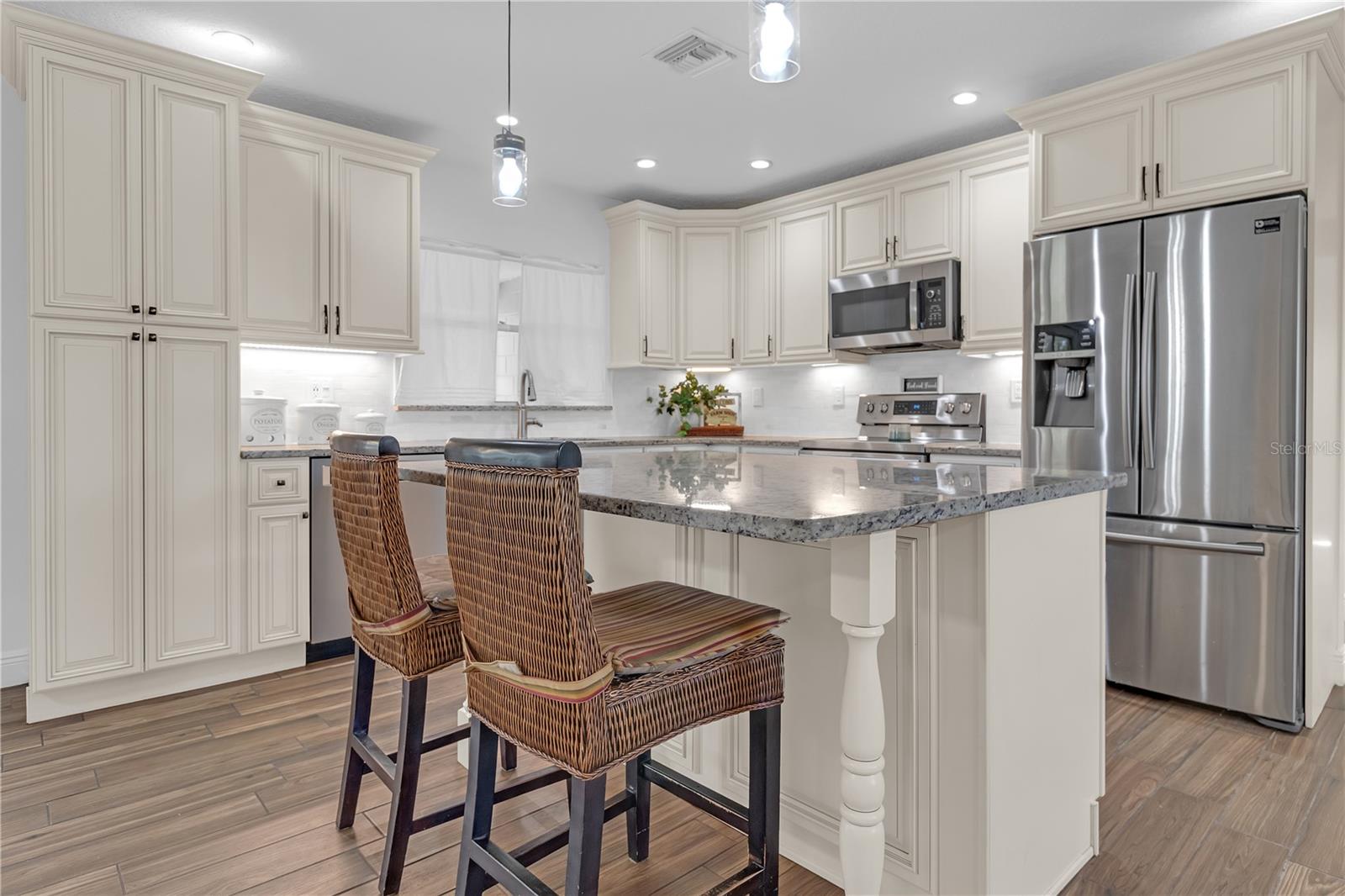 10406 LAKESHORE DR, CLERMONT, FL, 34711