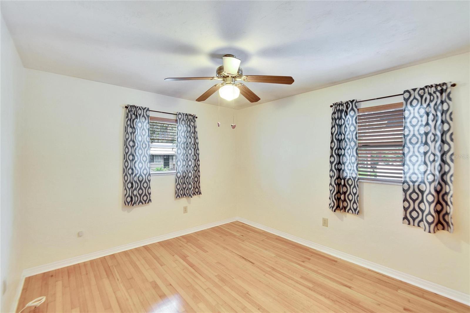 3700 12TH ST N, ST PETERSBURG, FL, 33704