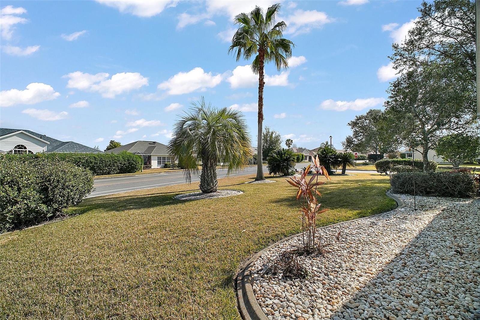 2001 CRISTO RD, LADY LAKE, FL, 32159