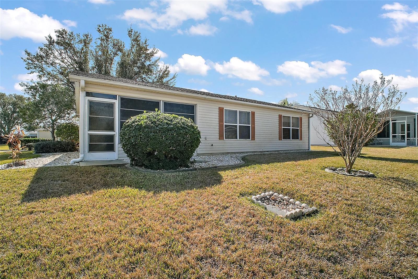 2001 CRISTO RD, LADY LAKE, FL, 32159